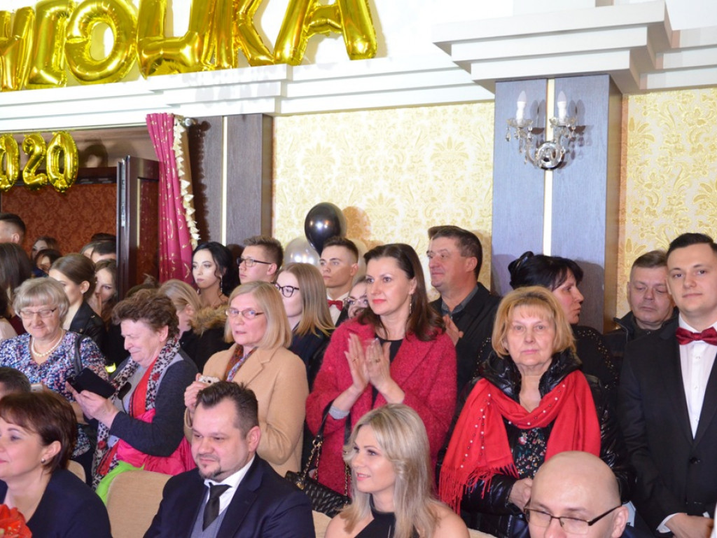 Studniówka LO im. Wyszyńskiego w Staszowie [duża galeria zdjęć!]