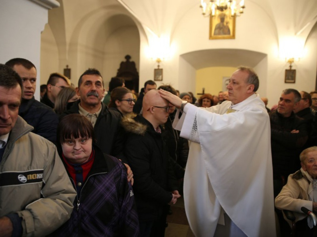 Diecezjalny Dzień Chorych z modlitwą i koncertem [zdjęcia]
