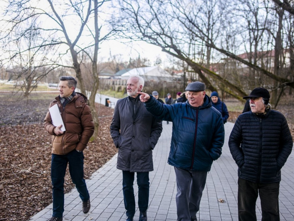 Rewitalizacja terenów nad Wisłą w Tarnobrzegu zakończona. Nowe miejsce wypoczynku i rekreacji [zdjęcia]