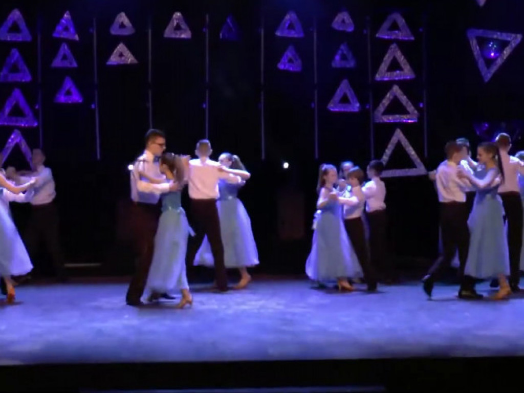 W Samorządowym Ośrodku Kultury w Nowej Dębie odbyła się IV gala taneczna 