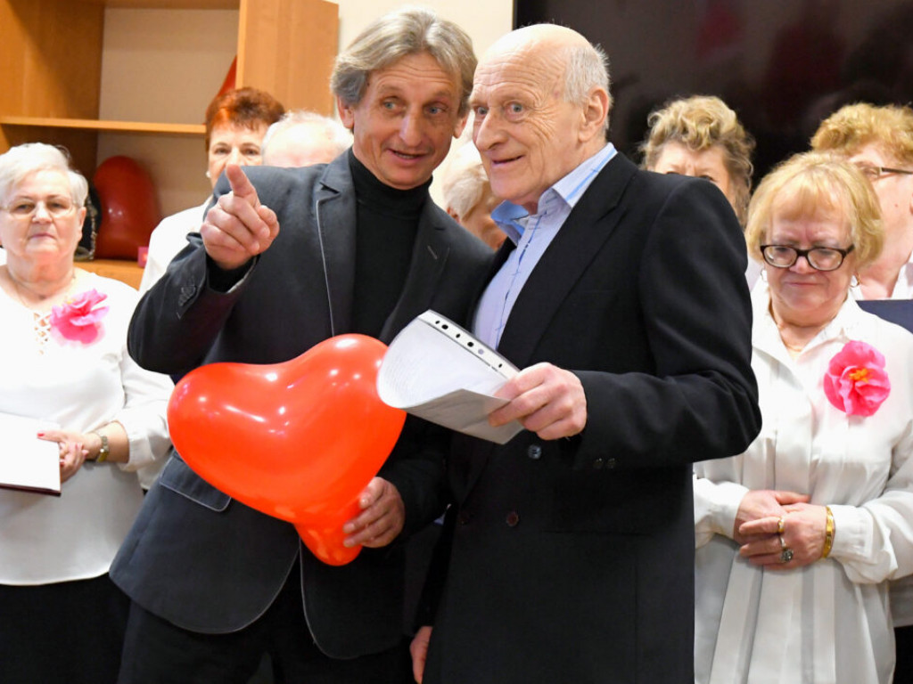 Seniorzy w nowej siedzibie [zdjęcia]