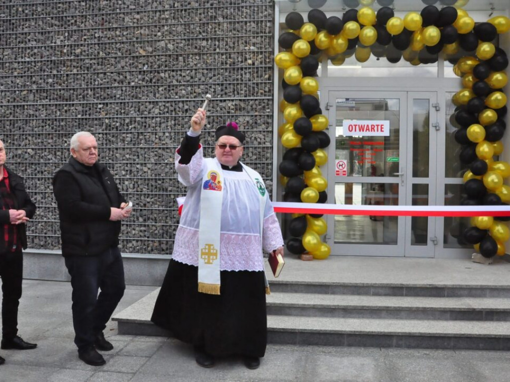 Nowa hala targowa już otwarta [zdjęcia]