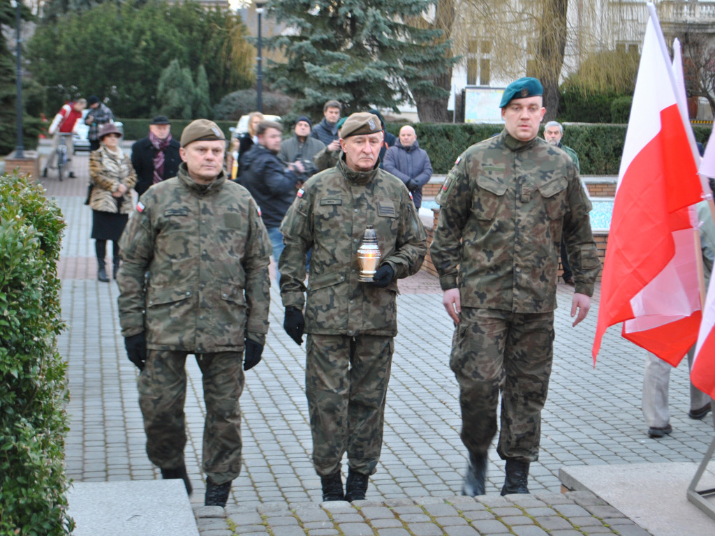 W Tarnobrzegu upamiętnili Żołnierzy Niezłomnych [zdjęcia]