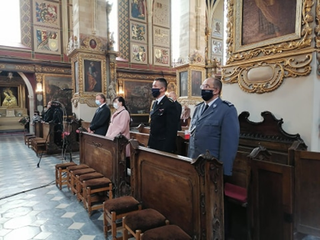 Sandomierzanie uczcili rocznicę uchwalenia Konstytucji 3 maja [zdjęcia]