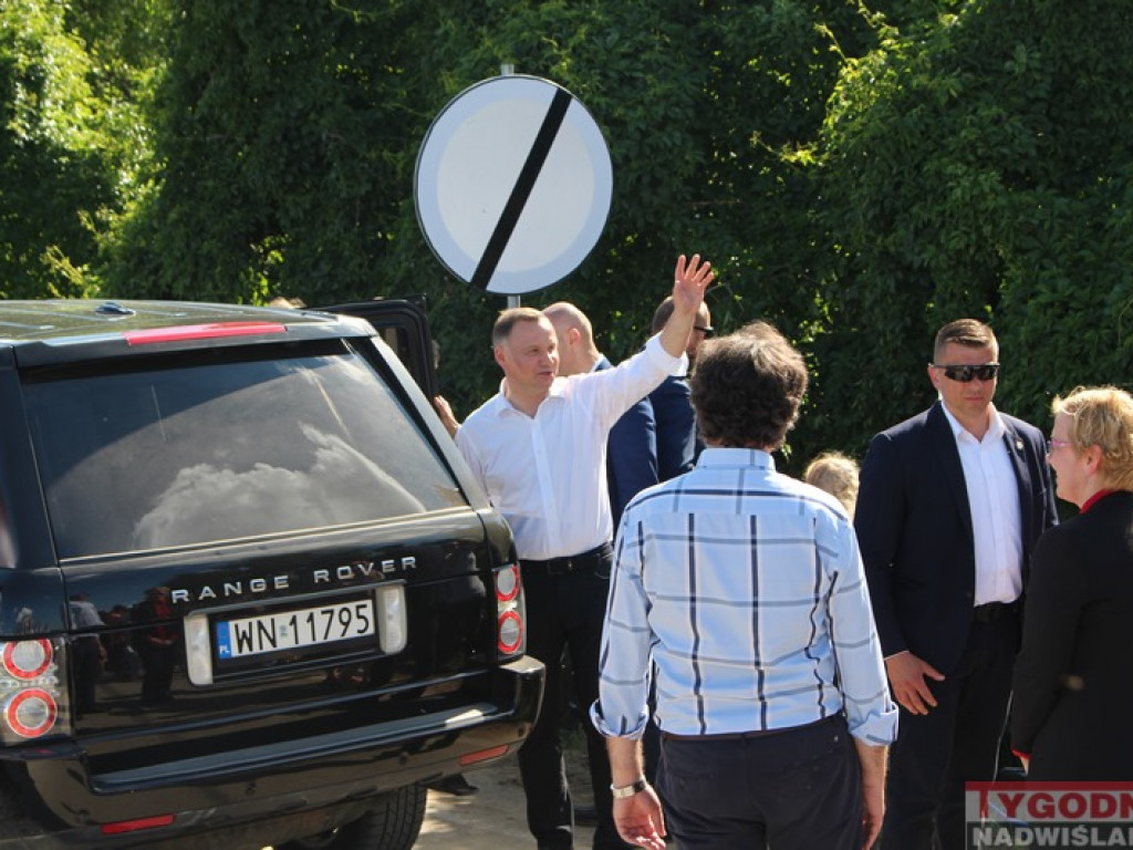 Prezydent Andrzej Duda we Wrzawach w gminie Gorzyce [zdjęcia]