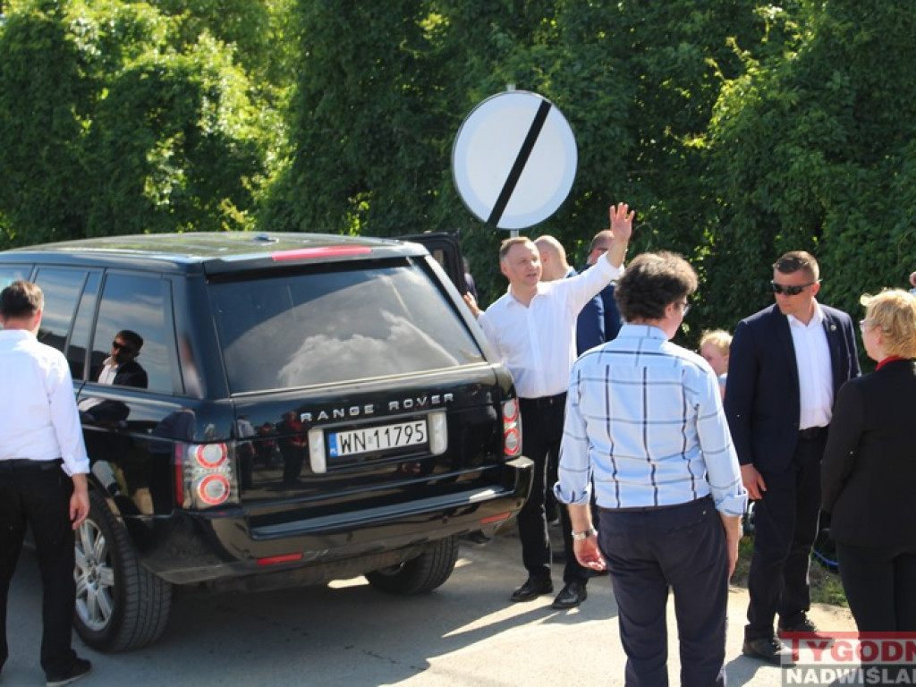 Prezydent Andrzej Duda we Wrzawach w gminie Gorzyce [zdjęcia]