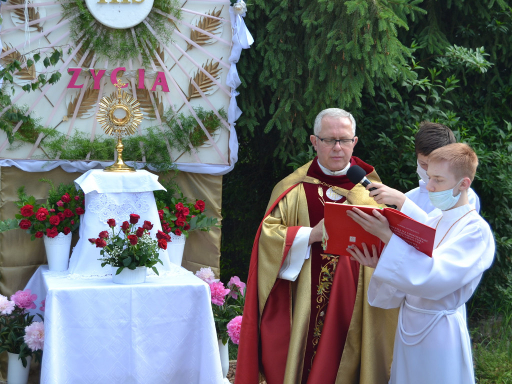 Boże Ciało w parafii Chrystusa Króla w Tarnobrzegu [zdjęcia]