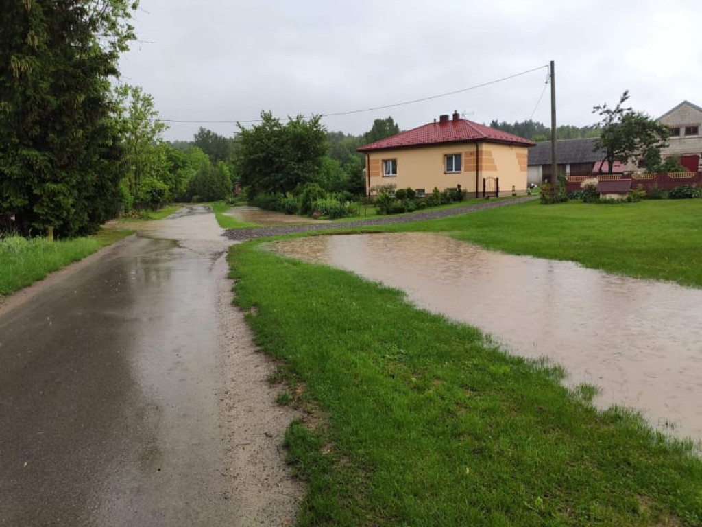 Krajobraz po burzy w gminie Zawichost [zdjęcia][wideo]