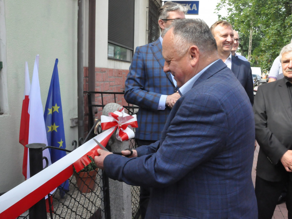 Sandomierskie biuro europosła Adama Jarubasa już otwarte