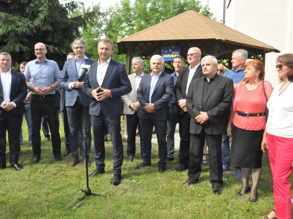 Sandomierskie biuro europosła Adama Jarubasa już otwarte