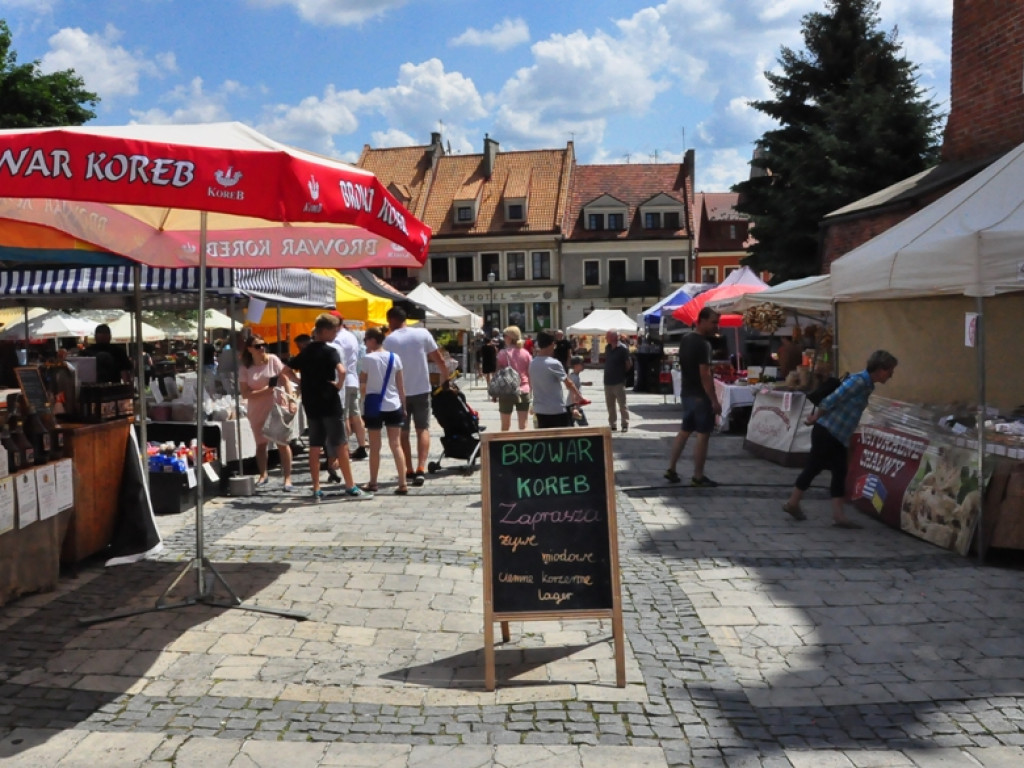 Rękodzieło i smakołyki na Jarmarku Jagiellońskim w Sandomierzu [zdjęcia]
