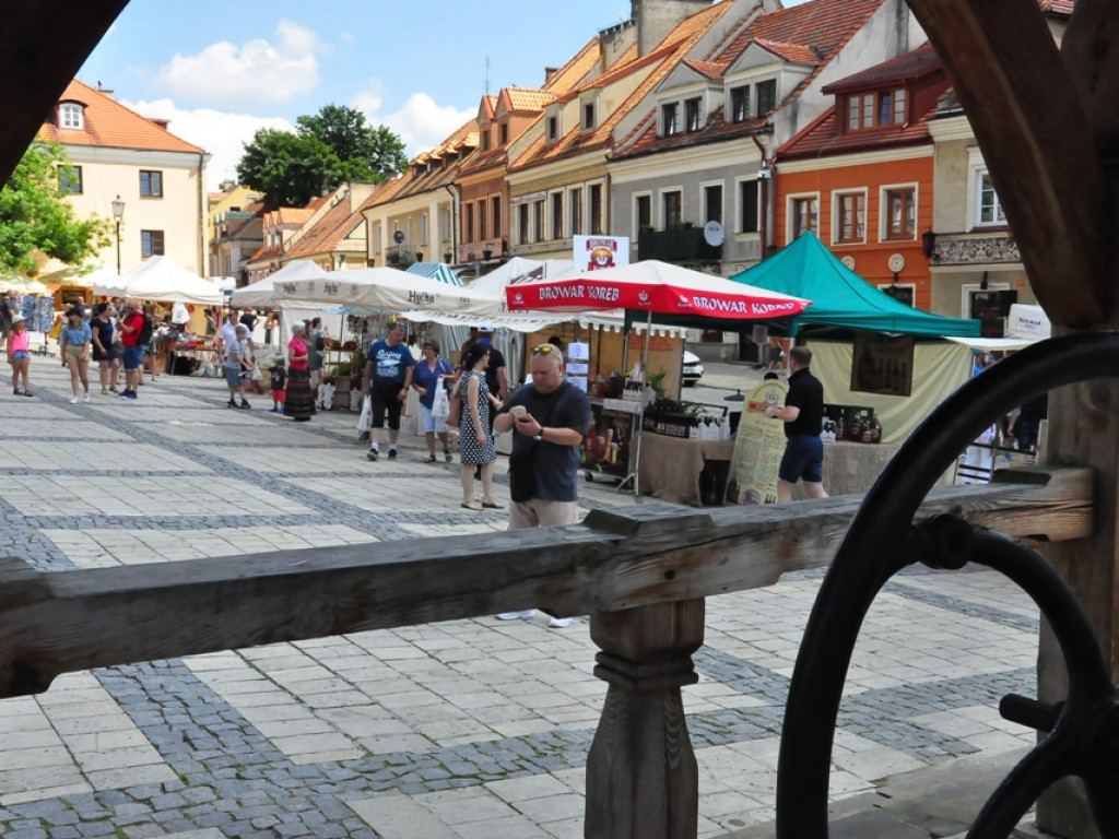 Rękodzieło i smakołyki na Jarmarku Jagiellońskim w Sandomierzu [zdjęcia]