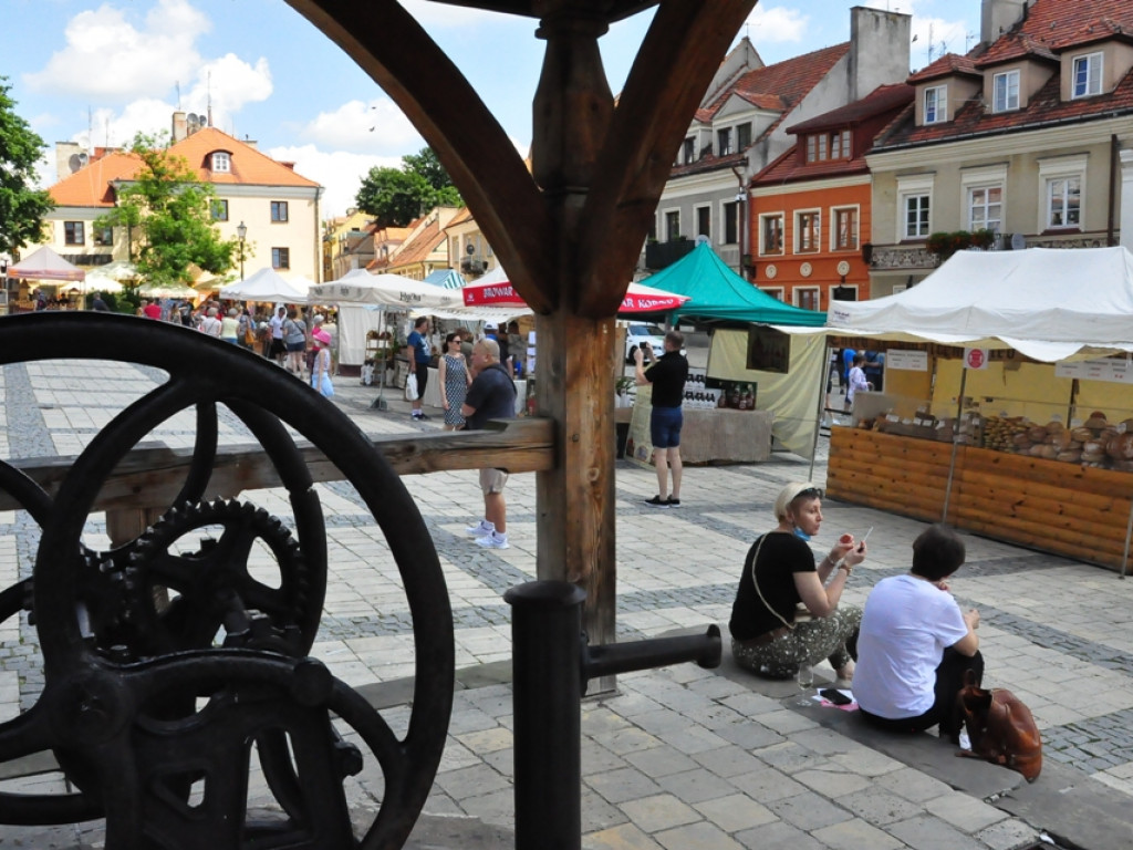Rękodzieło i smakołyki na Jarmarku Jagiellońskim w Sandomierzu [zdjęcia]