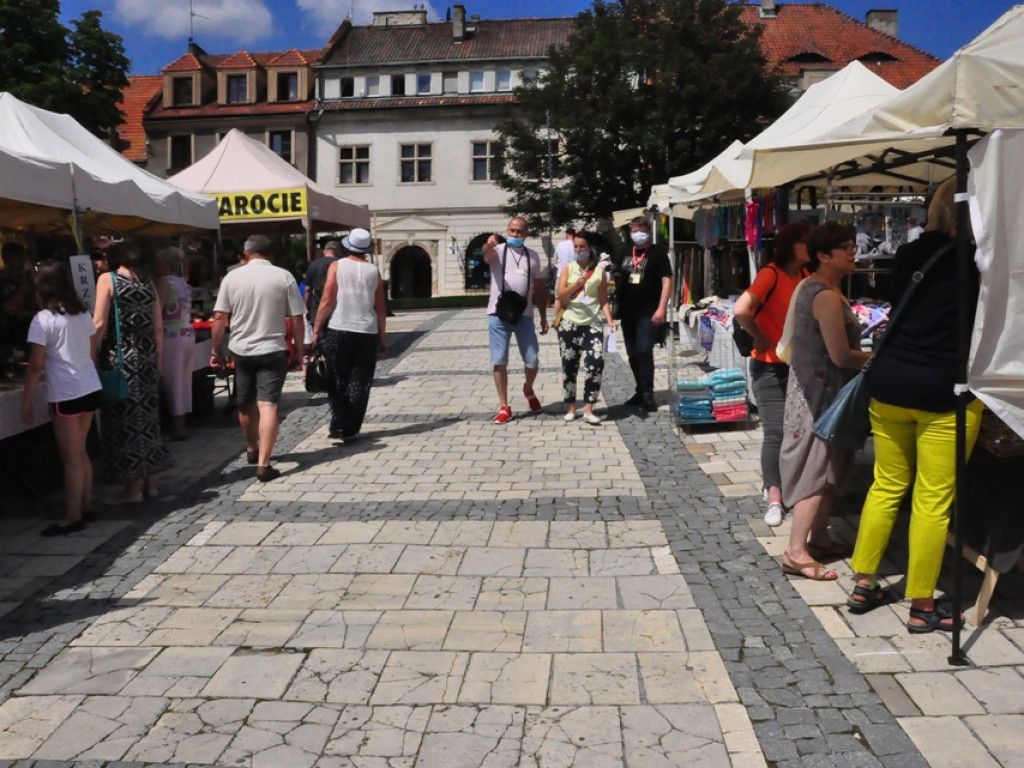 Rękodzieło i smakołyki na Jarmarku Jagiellońskim w Sandomierzu [zdjęcia]