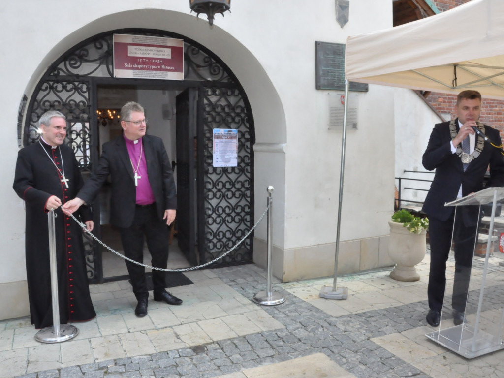Obchody 450. rocznicy podpisania Zgody Sandomierskiej. Wystawa w ratuszu już otwarta [zdjęcia]