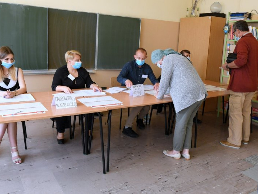 II tura wyborów. Tarnobrzeżanie głosują [zdjęcia]