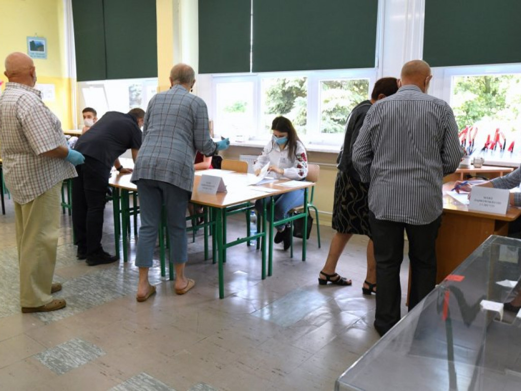 II tura wyborów. Tarnobrzeżanie głosują [zdjęcia]