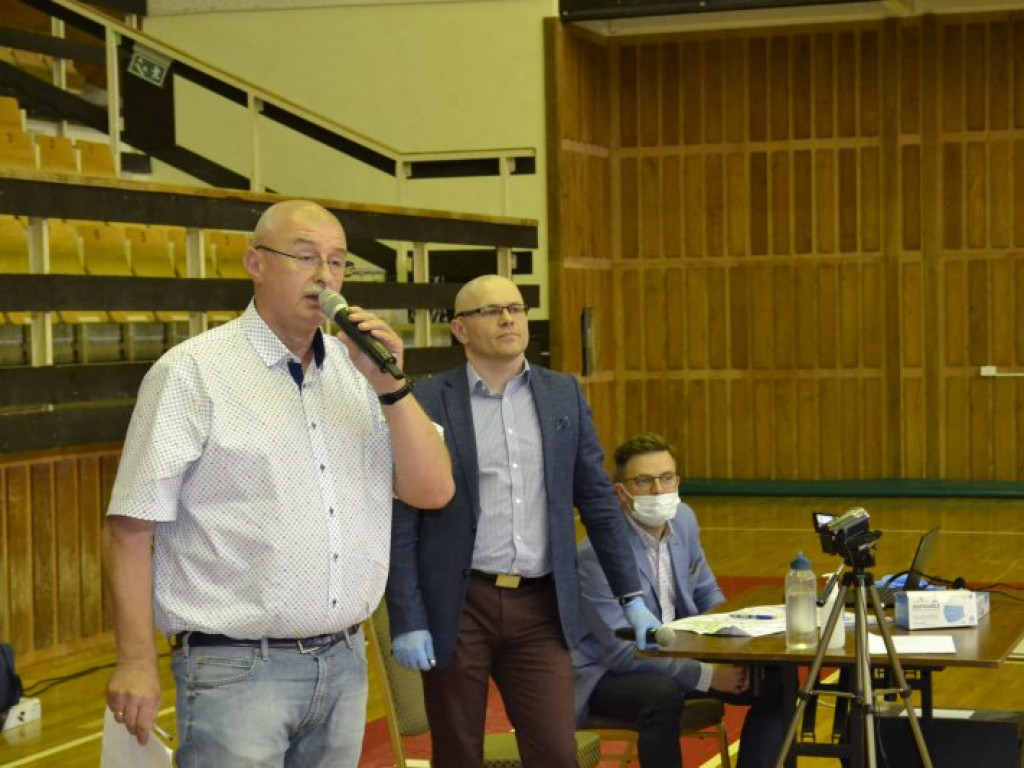 Olbrzymie emocje podczas spotkania w sprawie przebiegu drogi ekspresowej S 74 przez Tarnobrzeg  [zdjęcia]
