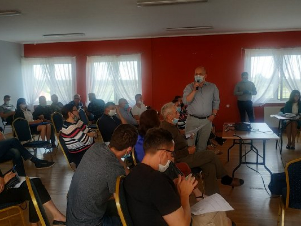 Spotkanie informacyjne w sprawie drogi S74 w Rzeczycy Długiej [zdjęcia]