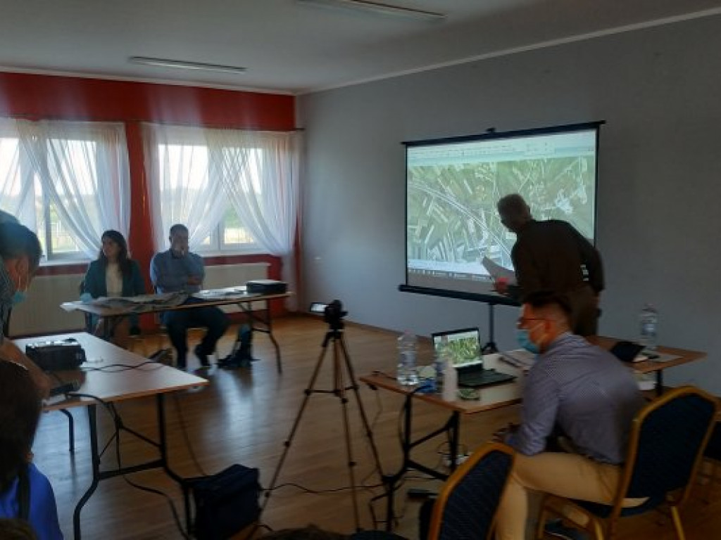 Spotkanie informacyjne w sprawie drogi S74 w Rzeczycy Długiej [zdjęcia]
