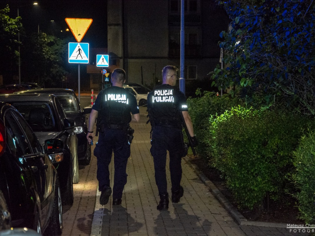 Mieszkaniec Tarnobrzega zaatakowany siekierą we własnym mieszkaniu [zdjęcia]