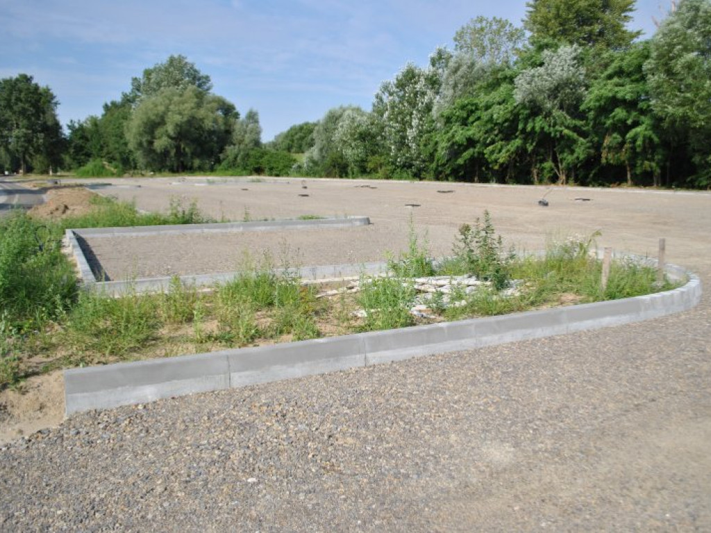 Trwają prace nad Jeziorem Tarnobrzeskim. Są postępy [zdjęcia]