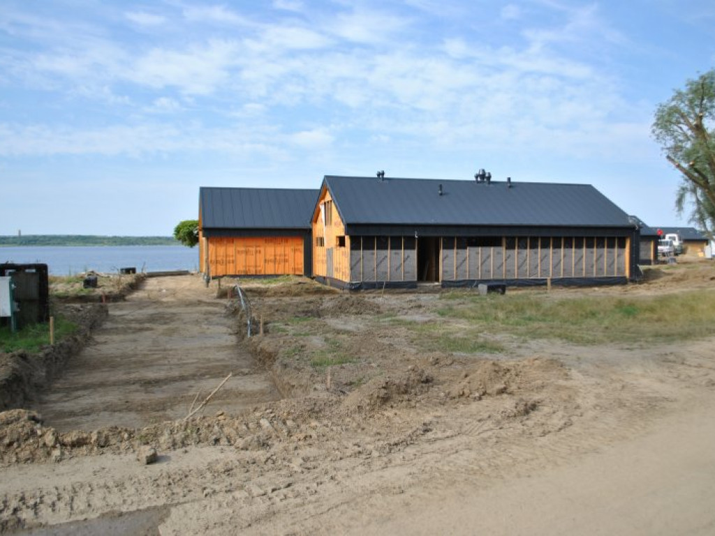 Trwają prace nad Jeziorem Tarnobrzeskim. Są postępy [zdjęcia]