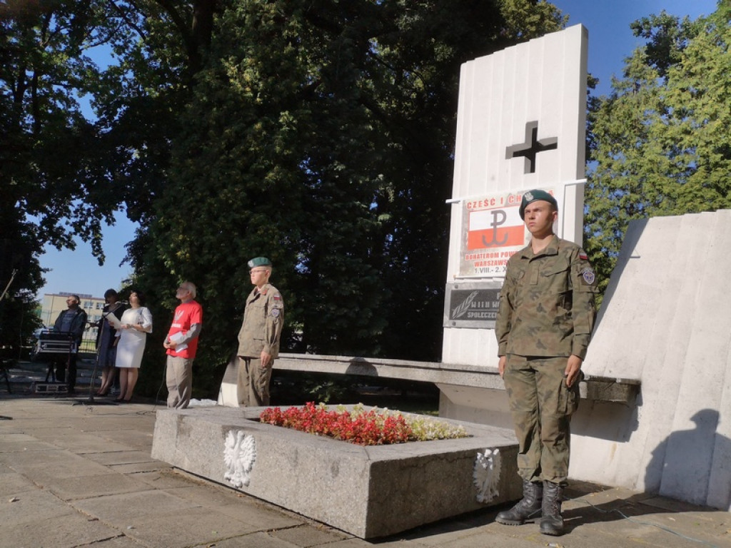 W Tarnobrzegu uczcili warszawskich powstańców (zdjęcia)