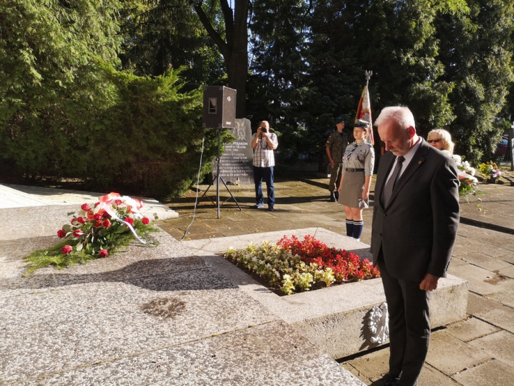 W Tarnobrzegu uczcili warszawskich powstańców (zdjęcia)