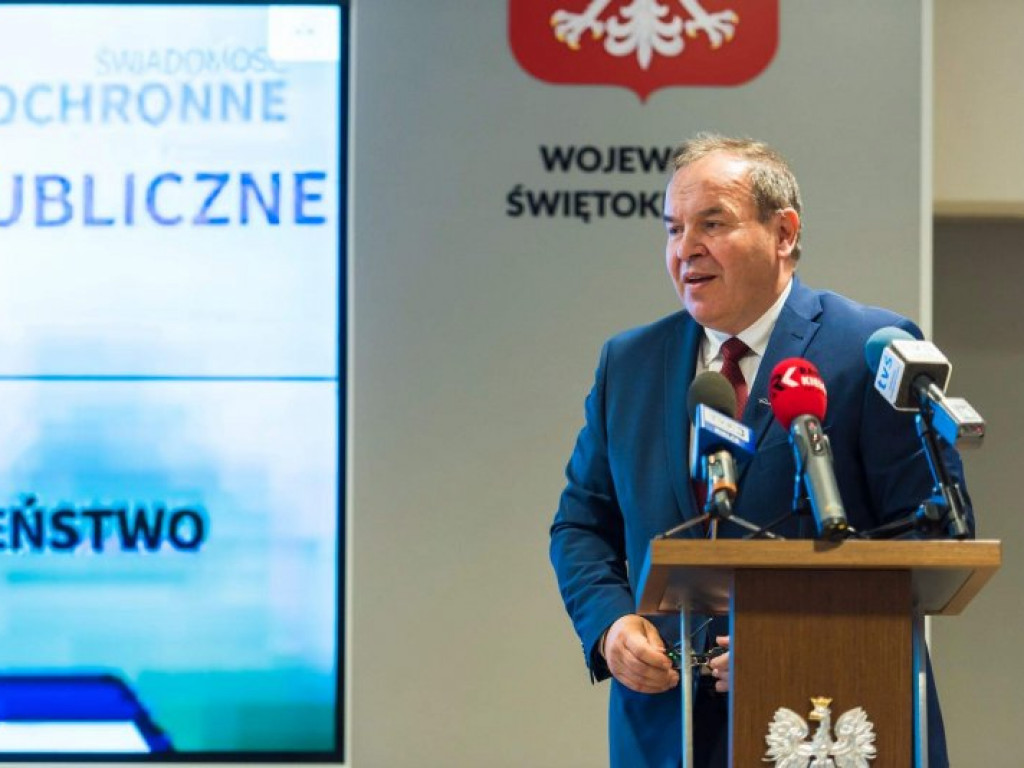 Grupa Enea ufundowała dla kieleckiego laboratorium nowy sprzęt do badań w kierunku koronawirusa