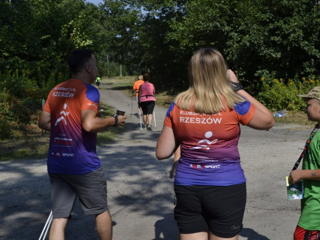Mistrzostwa Tarnobrzega Nordic Walking (zdjęcia)