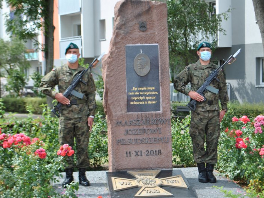 Setna rocznica bitwy warszawskiej w Tarnobrzegu (zdjęcia)