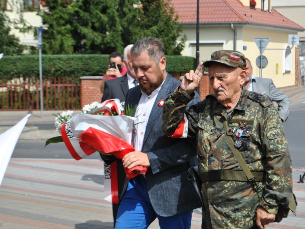 Setna rocznica bitwy warszawskiej w Tarnobrzegu (zdjęcia)