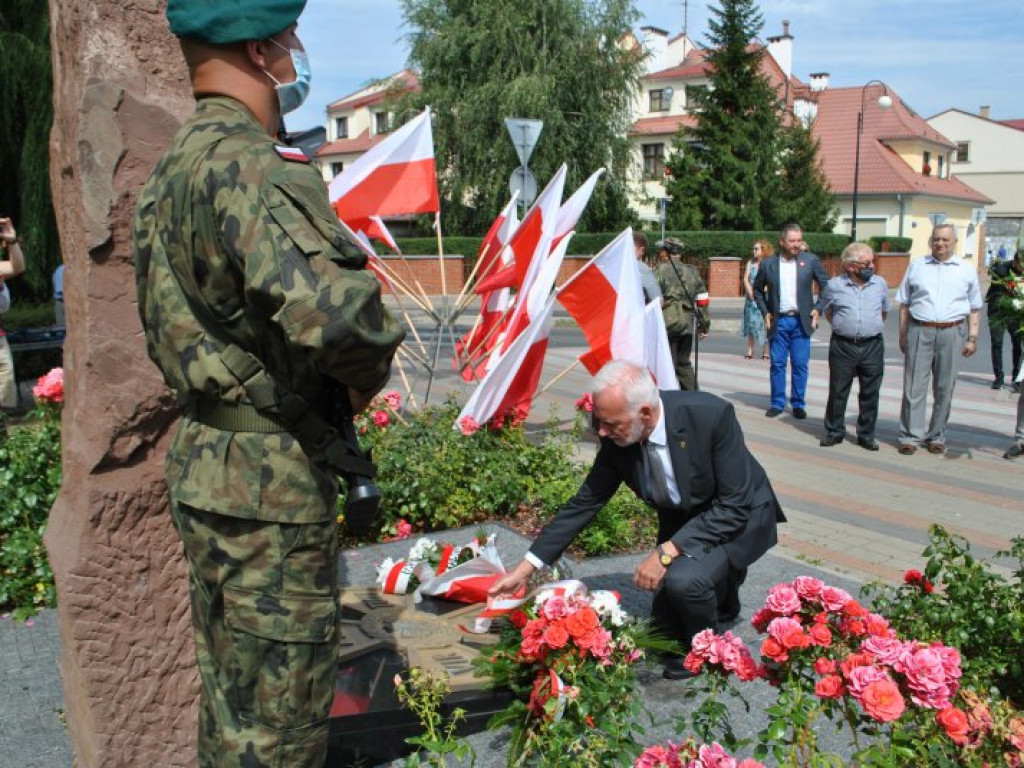 Setna rocznica bitwy warszawskiej w Tarnobrzegu (zdjęcia)