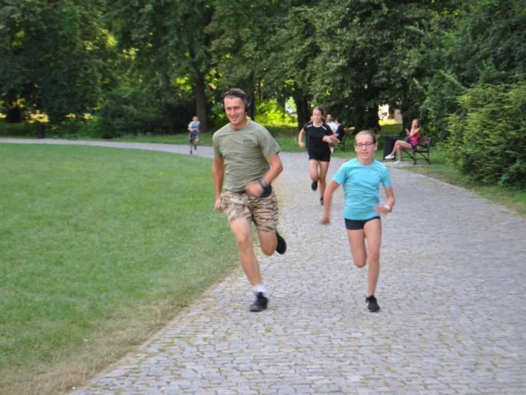 Patriotyczne bieganie w Tarnobrzegu (zdjęcia)