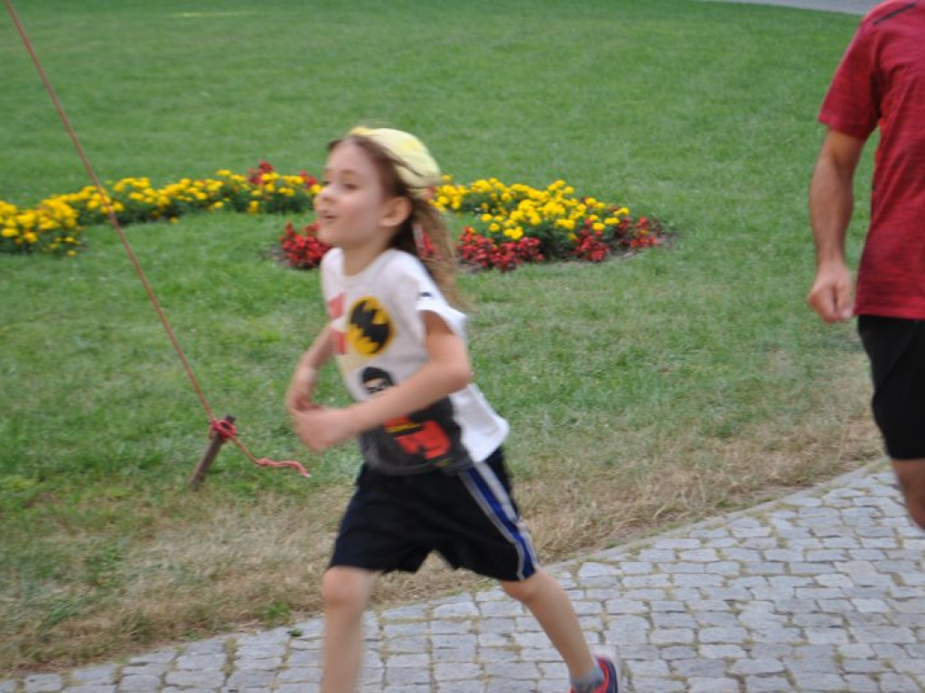 Patriotyczne bieganie w Tarnobrzegu (zdjęcia)