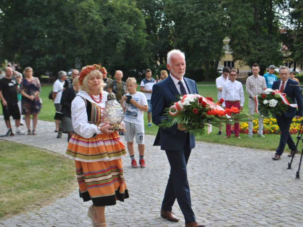 W Tarnobrzegu upamiętnili ochotników z 1920 roku (zdjęcia)