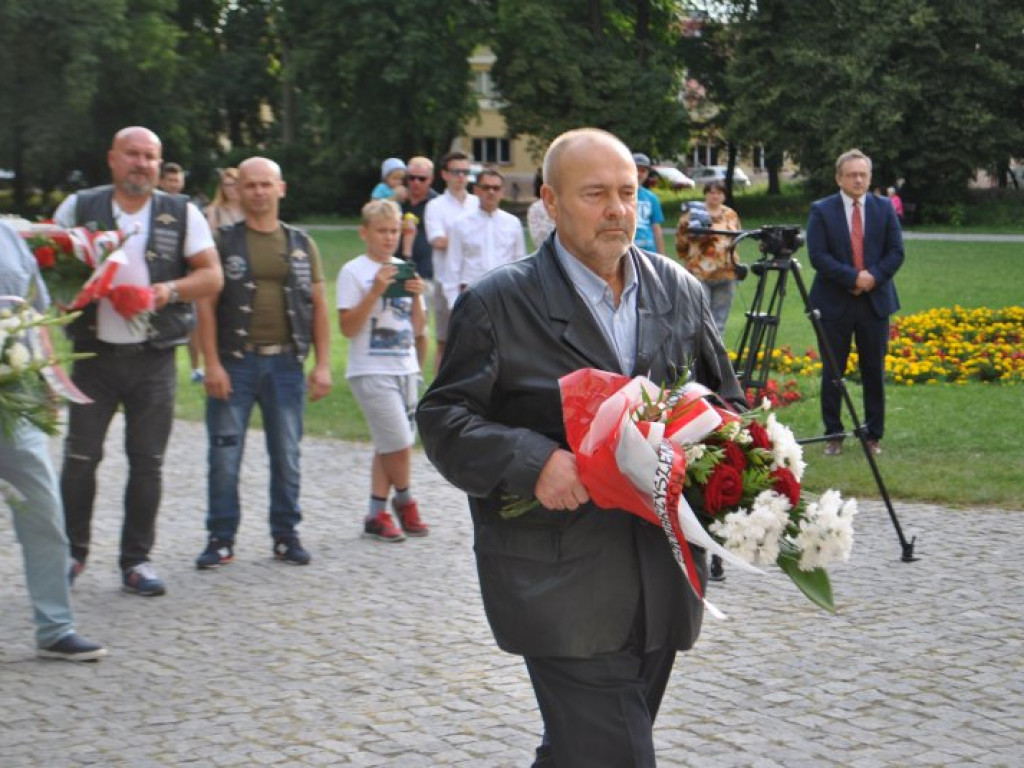 W Tarnobrzegu upamiętnili ochotników z 1920 roku (zdjęcia)