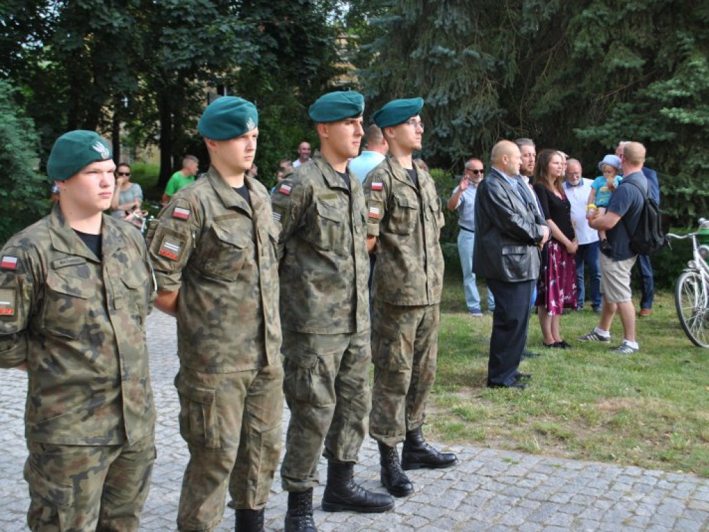 W Tarnobrzegu upamiętnili ochotników z 1920 roku (zdjęcia)