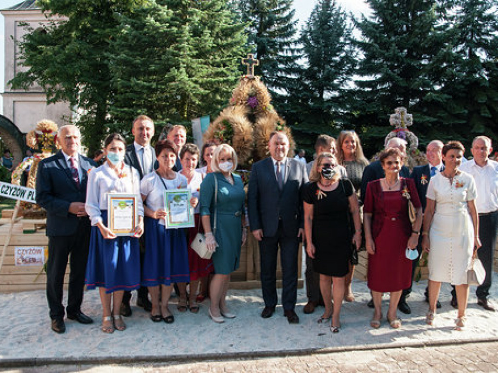 Mieszkańcy gminy Zawichost dziękowali za plony [zdjęcia]