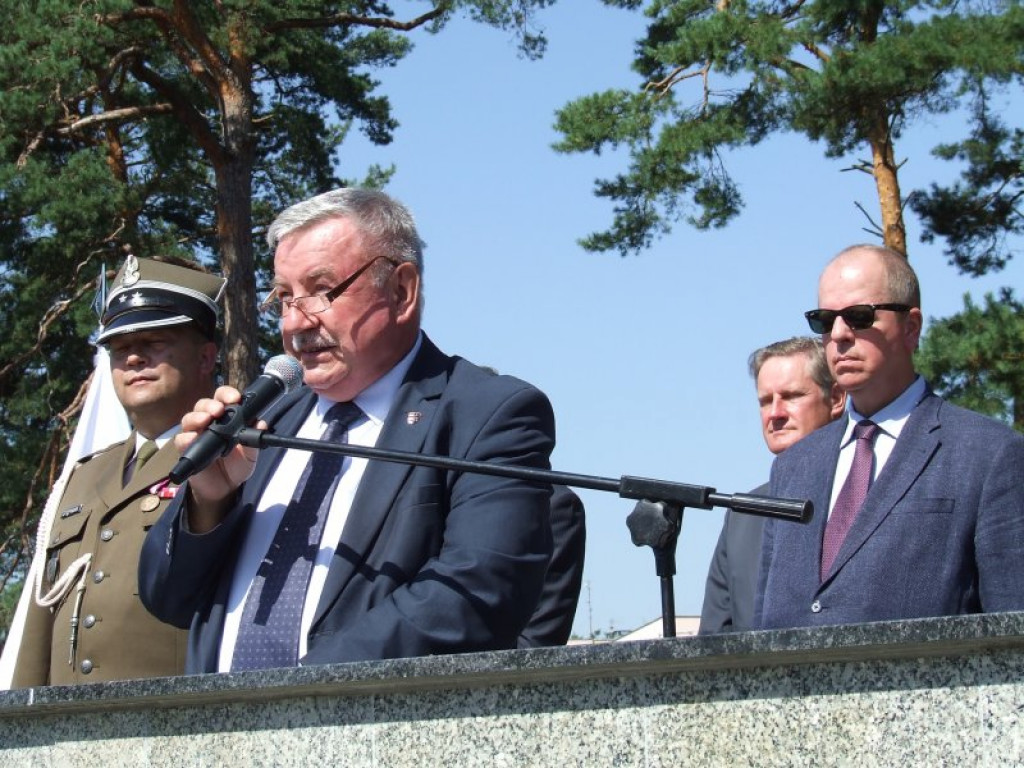 Wojskowe święto na poligonie w Nowej Dębie [zdjęcia]