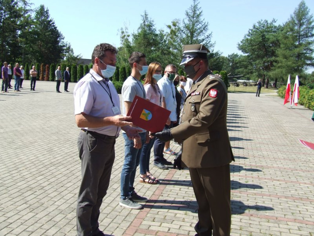 Wojskowe święto na poligonie w Nowej Dębie [zdjęcia]