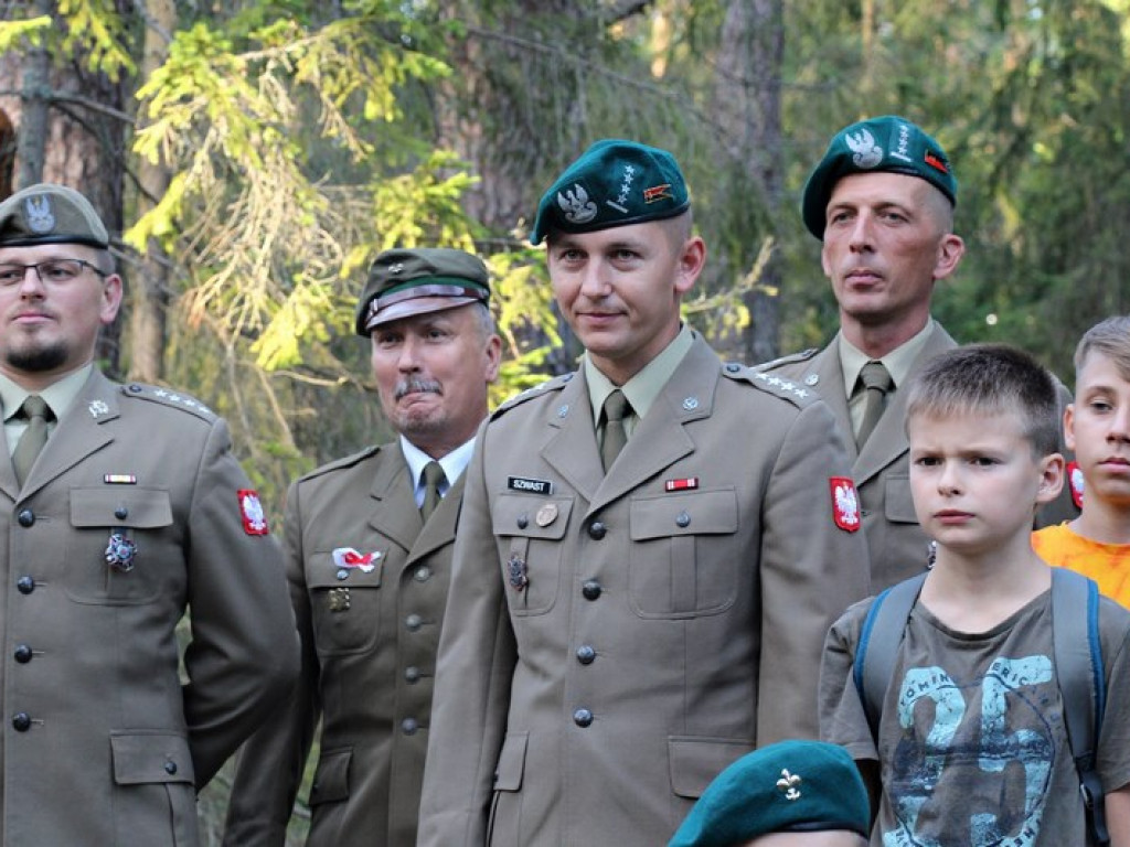 50. rocznica rozbicia ostatniego oddziału partyzantki niepodległościowej w Lasach Janowskich [zdjęcia]