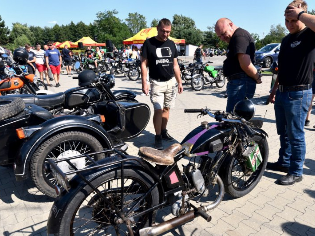 Motocyklowe szaleństwo w Grębowie [zdjęcia]