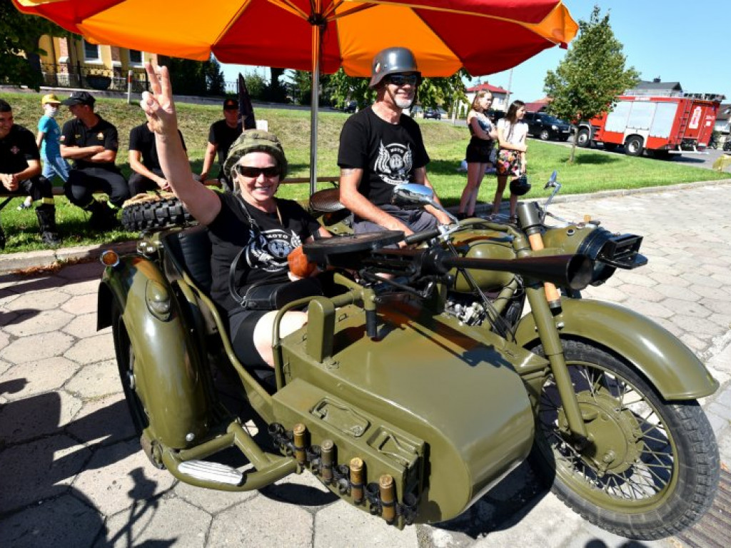 Motocyklowe szaleństwo w Grębowie [zdjęcia]