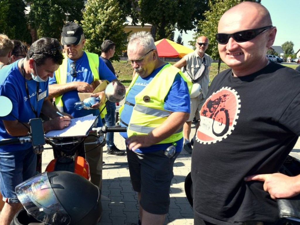 Motocyklowe szaleństwo w Grębowie [zdjęcia]