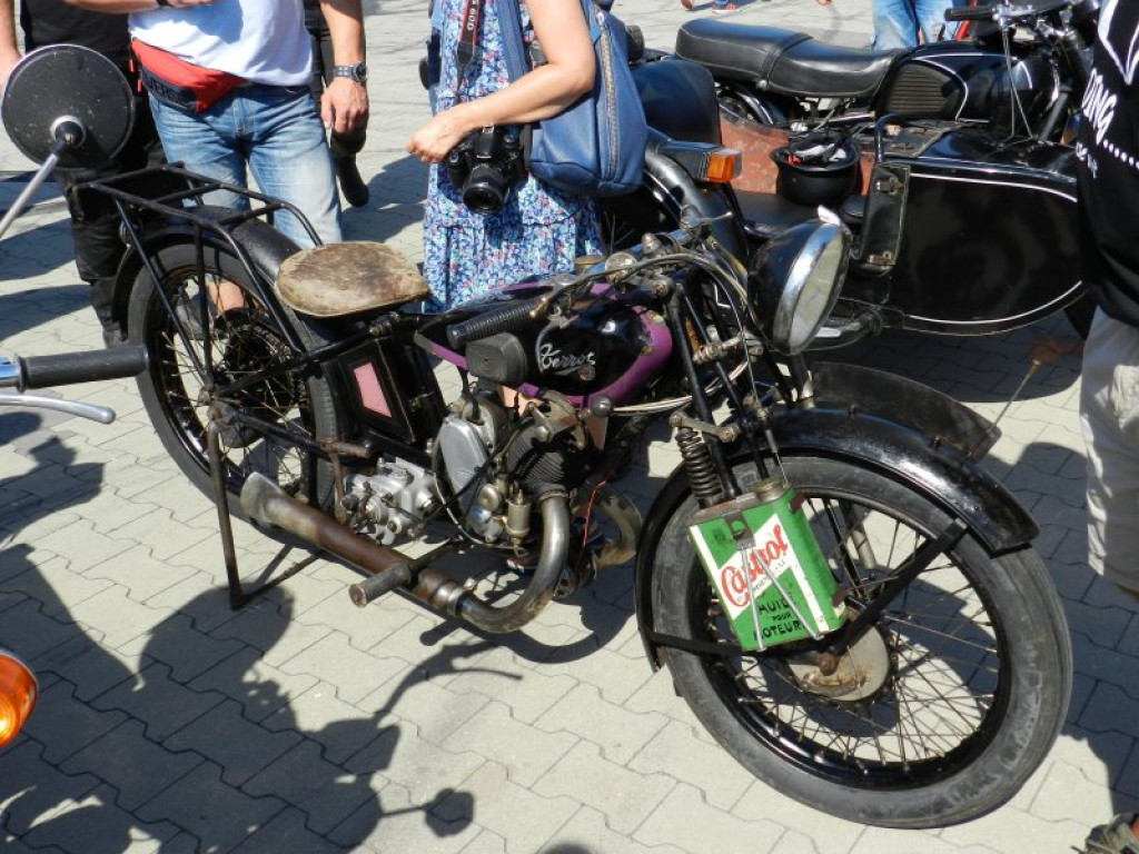 Motocyklowe szaleństwo w Grębowie [zdjęcia]