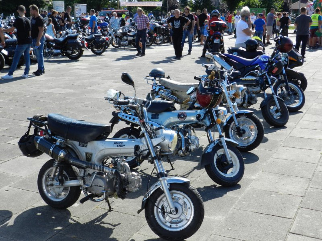 Motocyklowe szaleństwo w Grębowie [zdjęcia]