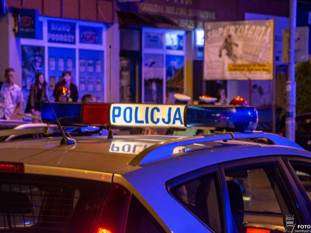 Potrącenie na pasach w Tarnobrzegu. Półtoraroczne dziecko trafiło do szpitala [zdjęcia]