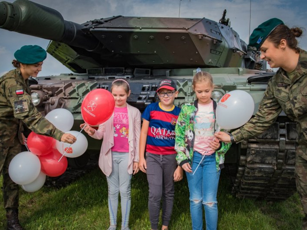 W Nowej Dębie będzie stacjonował pułk artylerii [zdjęcia]